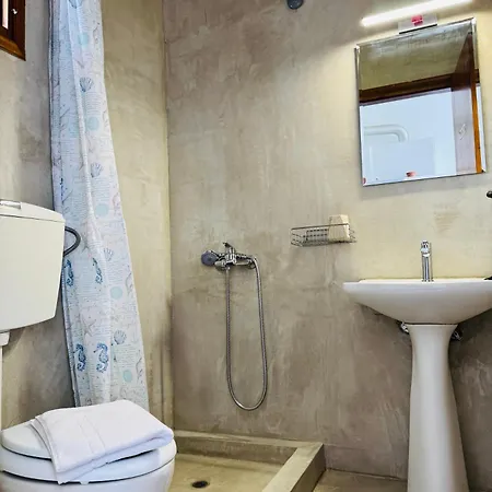 Πανσιόν Faidrahouse 3*