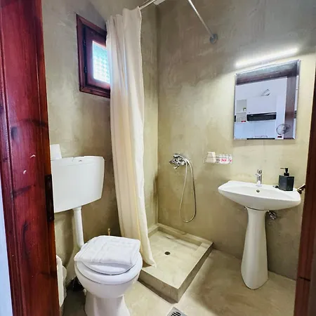Pensjonat Faidrahouse Alikí